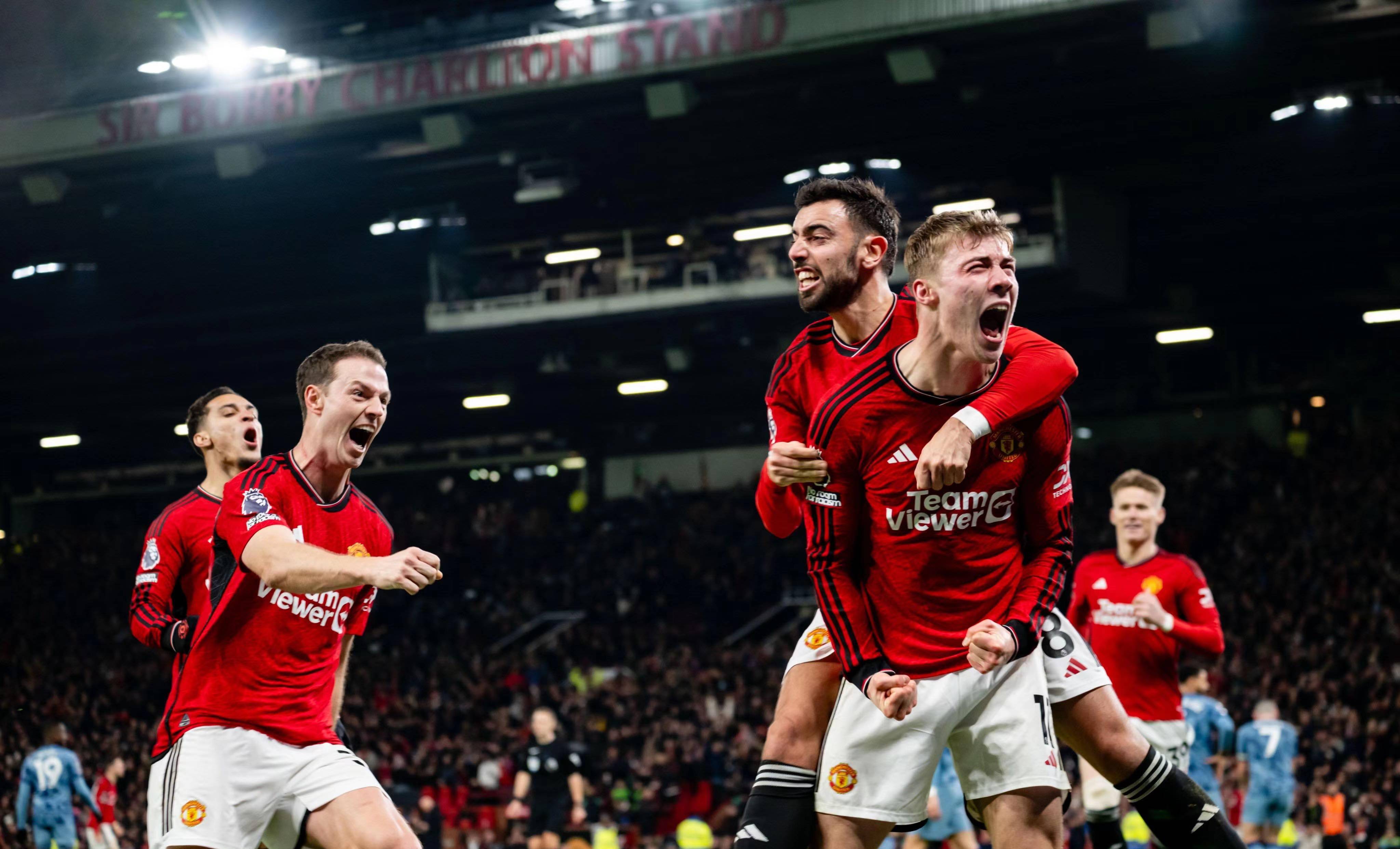 曼联战胜对手，保持领先地位！的简单介绍