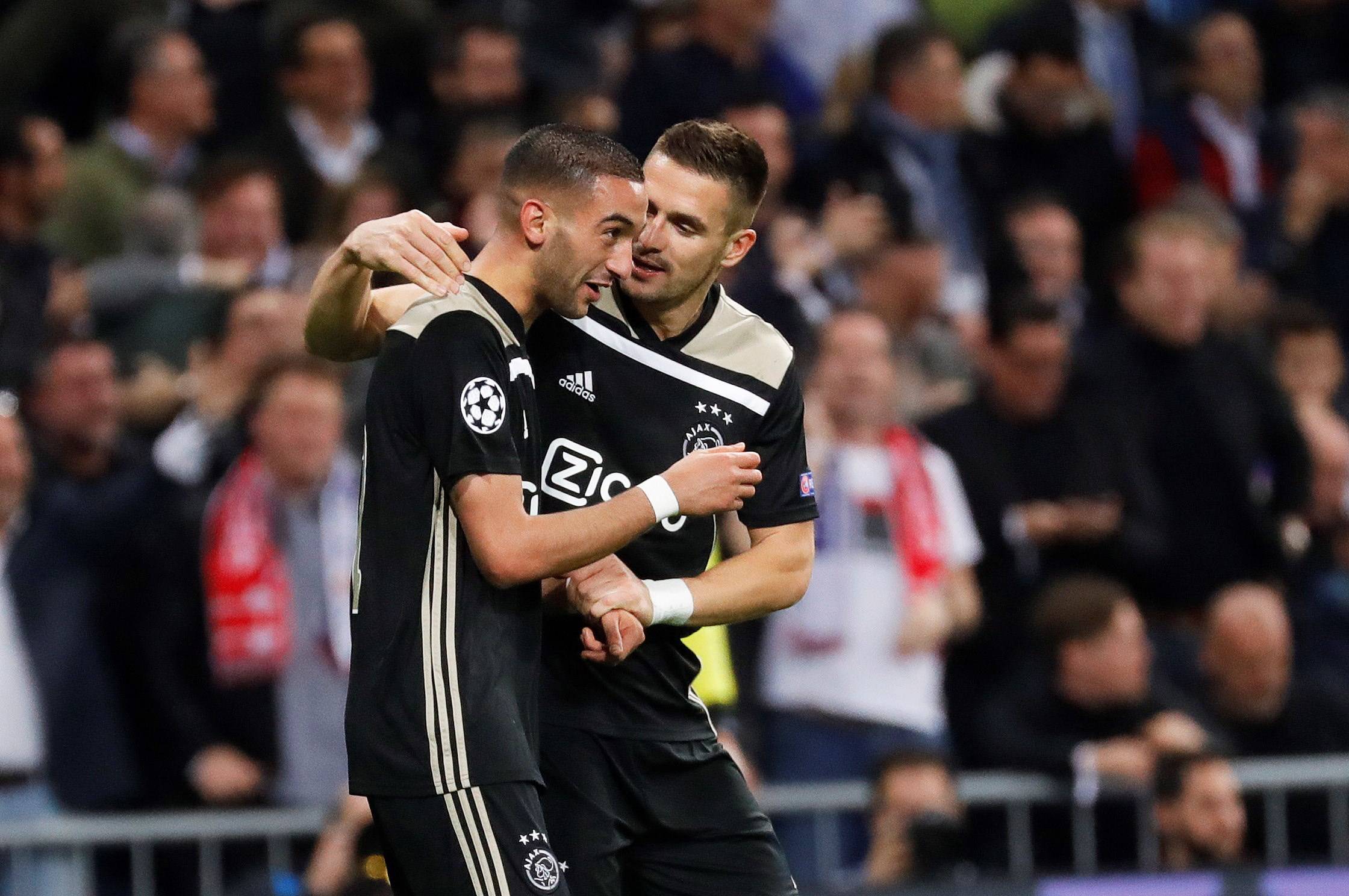 瓦伦西亚队员备战，力争争胜追赶积分的简单介绍