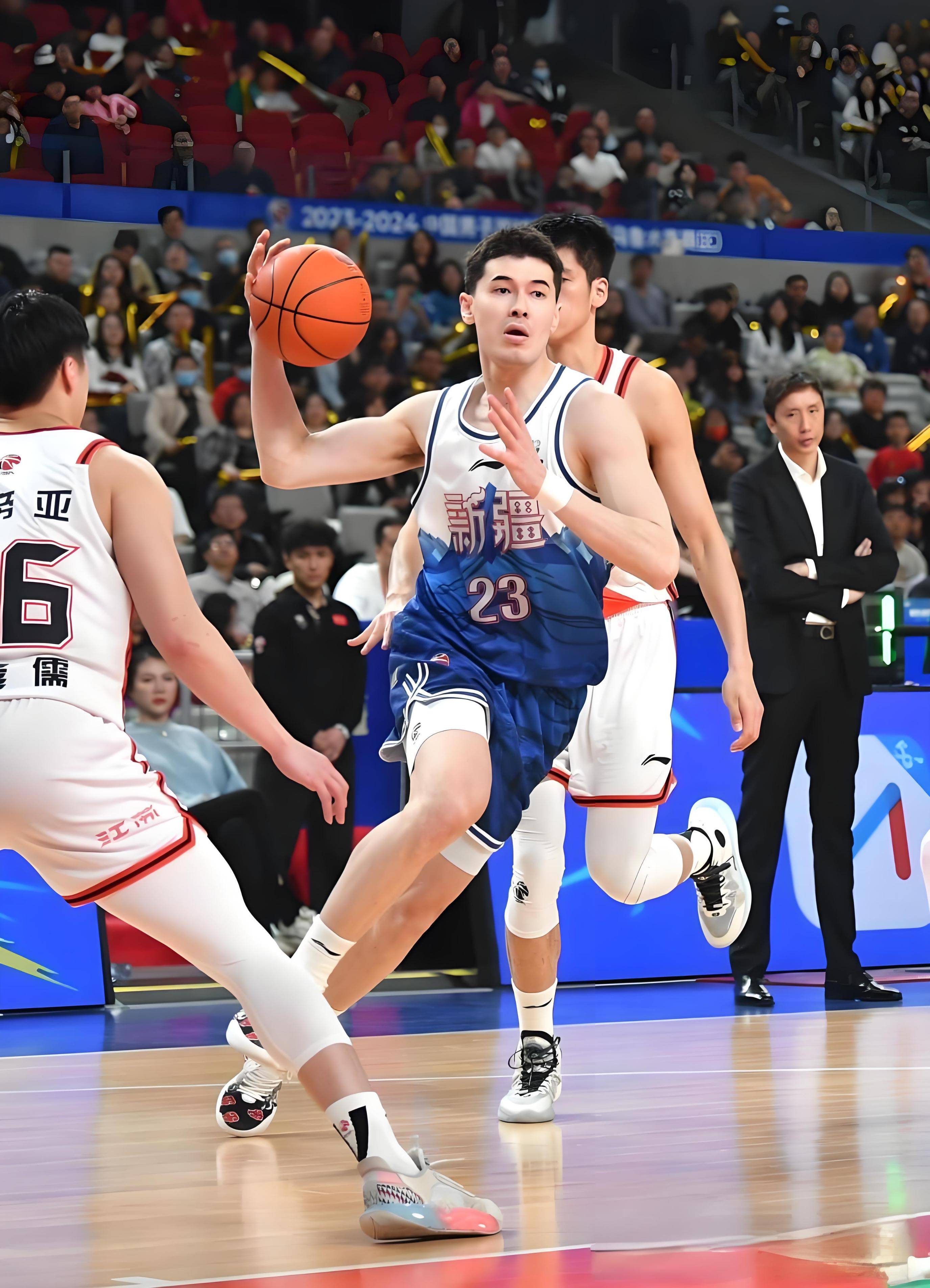 总决赛即将开战广东宏远VS新疆飞虎