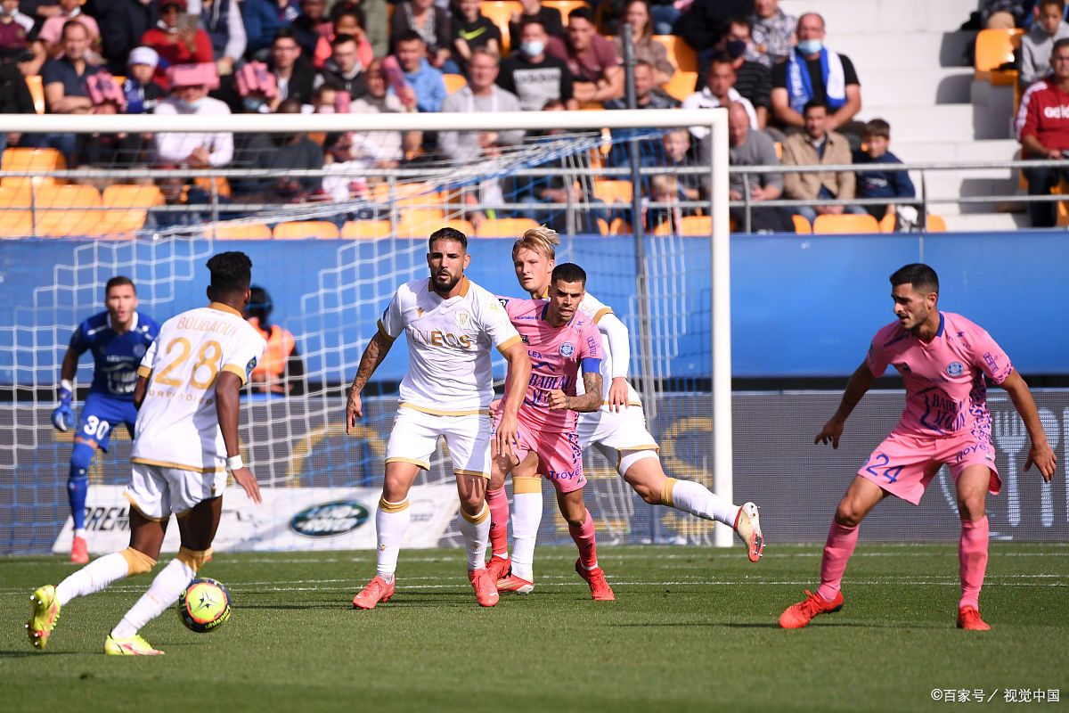 雷恩主场不敌尼斯，遭遇连败
