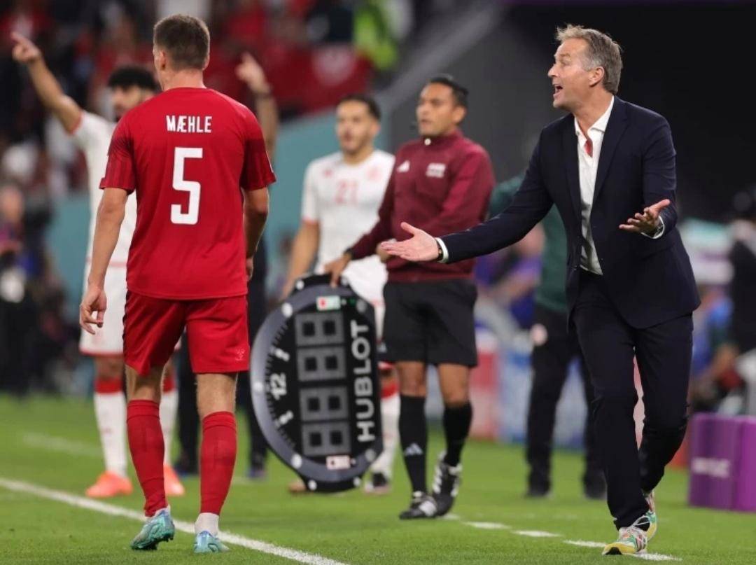 关于欧国联联赛轮局望尘莫及,球队成绩摇摇欲坠的信息 关于欧国联联赛轮局望尘莫及,球队成绩摇摇欲坠的信息