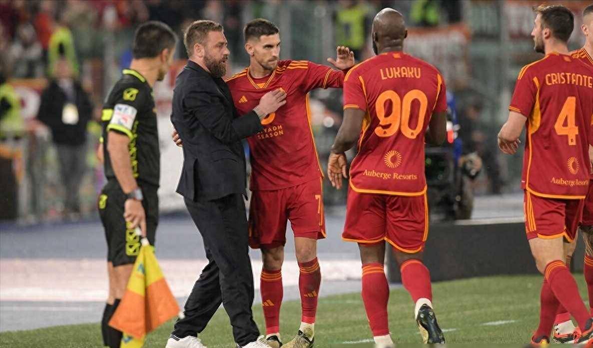 罗马大胜萨索洛,豪取联赛首胜 罗马大胜萨索洛,豪取联赛首胜