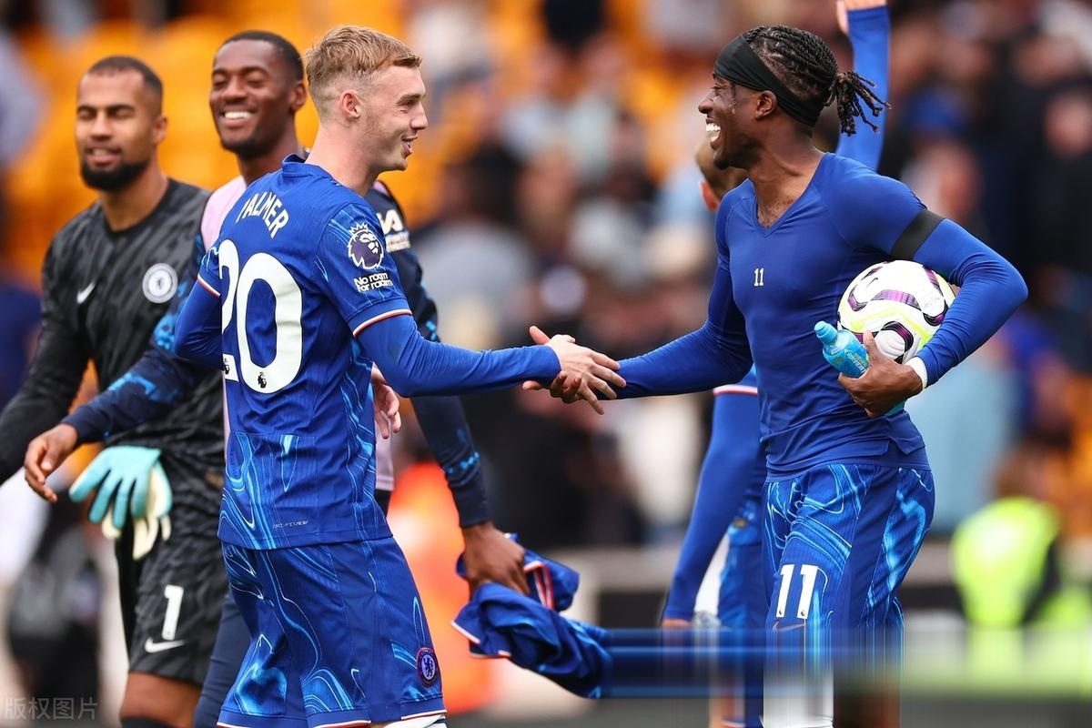 意大利队战平法国队，哈兰德帽子戏法欧冠的简单介绍