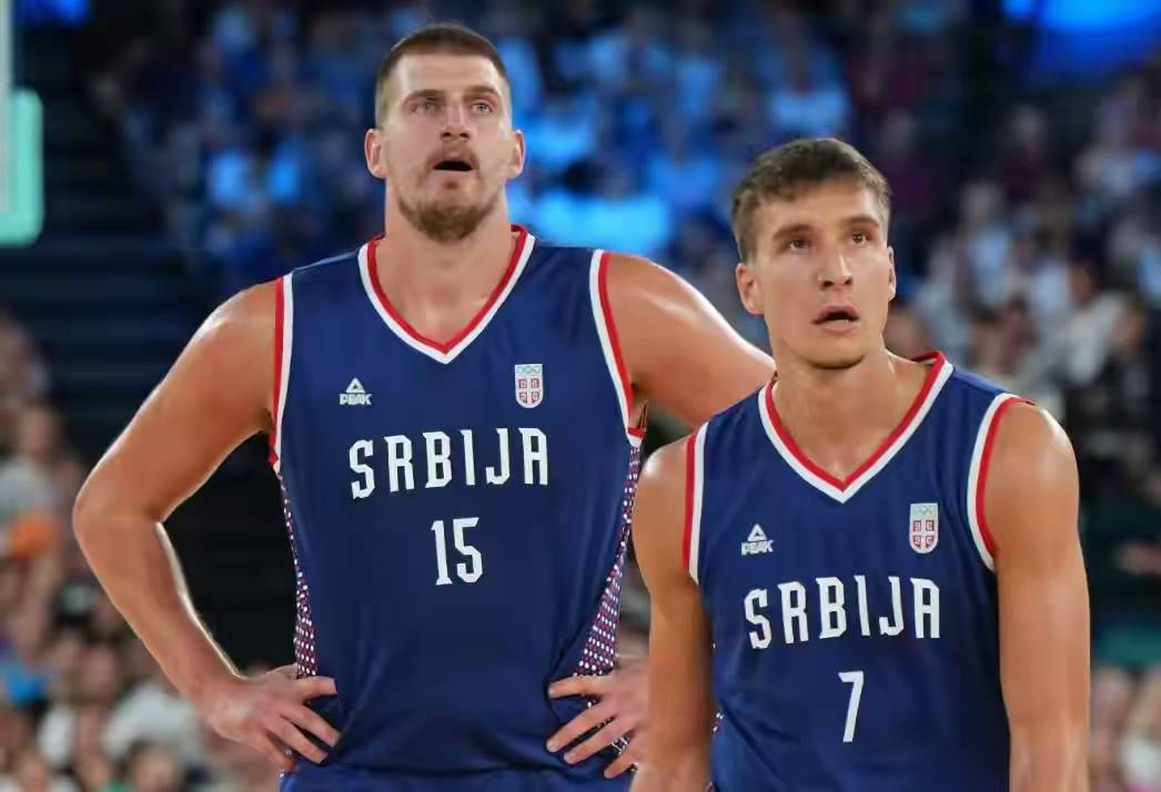 欧预赛现场快讯:球员实力发挥令人惊叹 欧预赛现场快讯:球员实力发挥令人惊叹