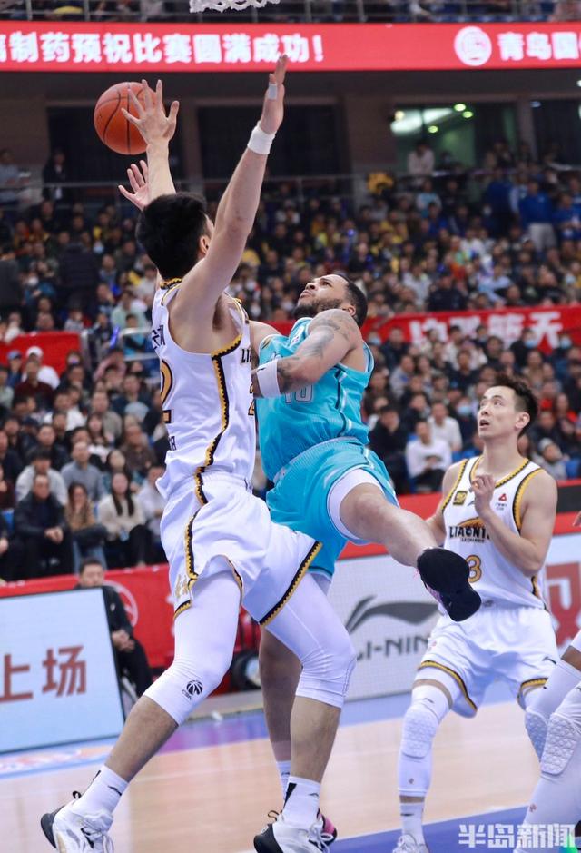 青岛男篮横扫对手,实现胜利 青岛男篮横扫对手,实现胜利