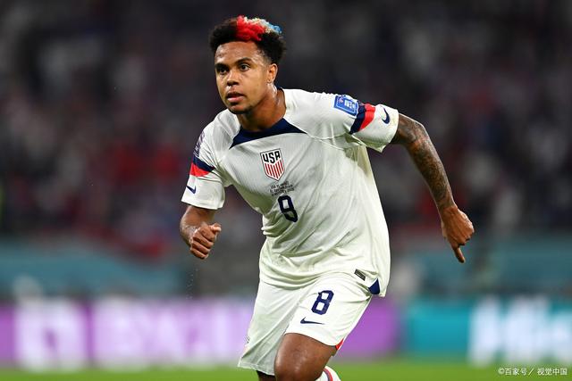 包含梅斯队赢得关键比赛，保持领先优势的词条