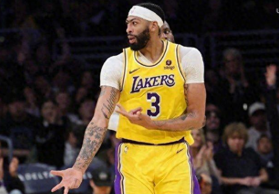 包含湖人战胜魔术，浓眉哥再次爆砍分的词条