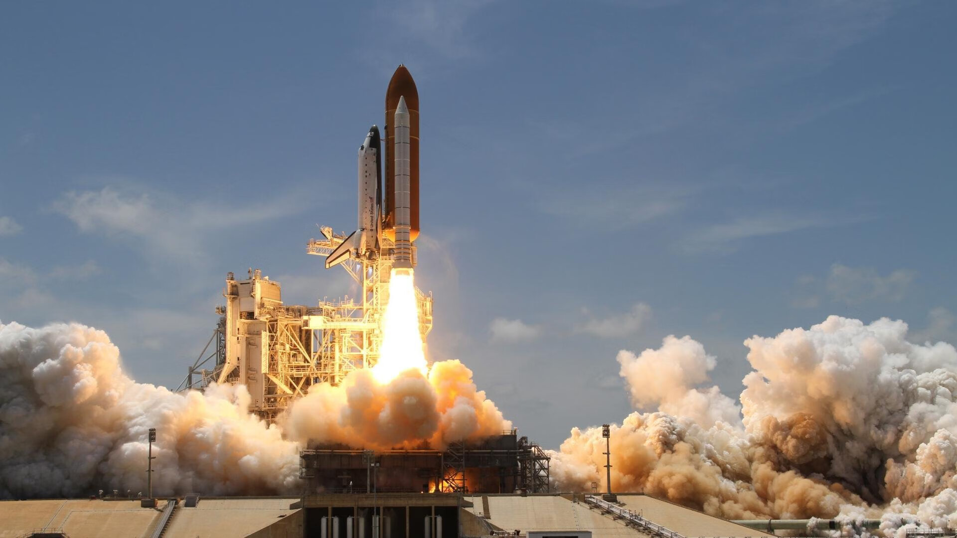 足球世界的双重奏,西甲国家德比焦点战与牙买加压制那不勒斯的战术启示