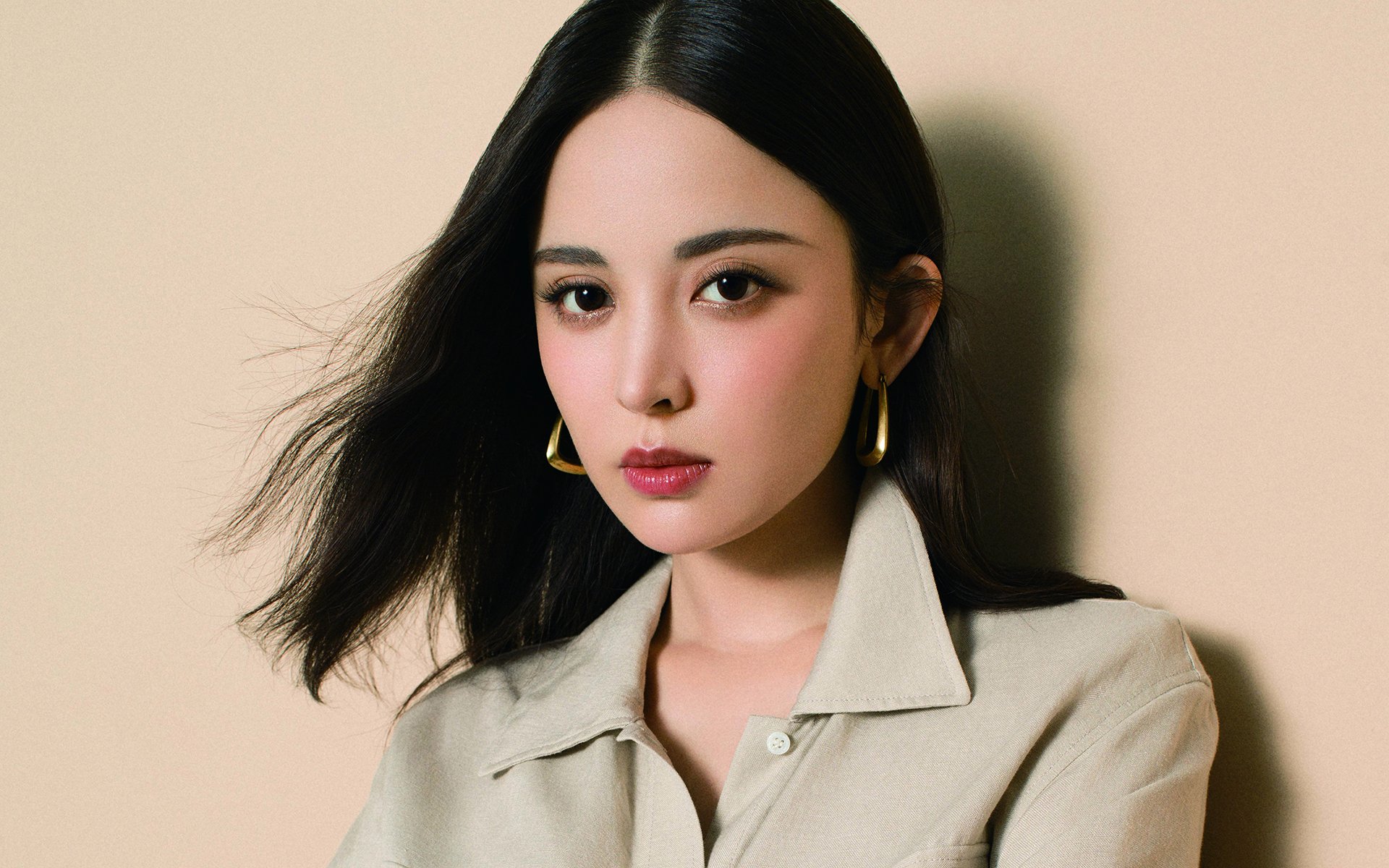 北美烽烟骤起，日本风暴席卷美加墨世界杯焦点战，库尔图瓦孤掌难鸣，强强对话演变为一边倒